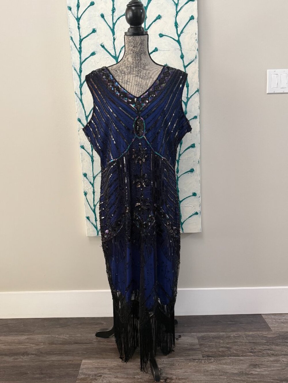Women's plus size beaded flapper style dress. Never been worn.
